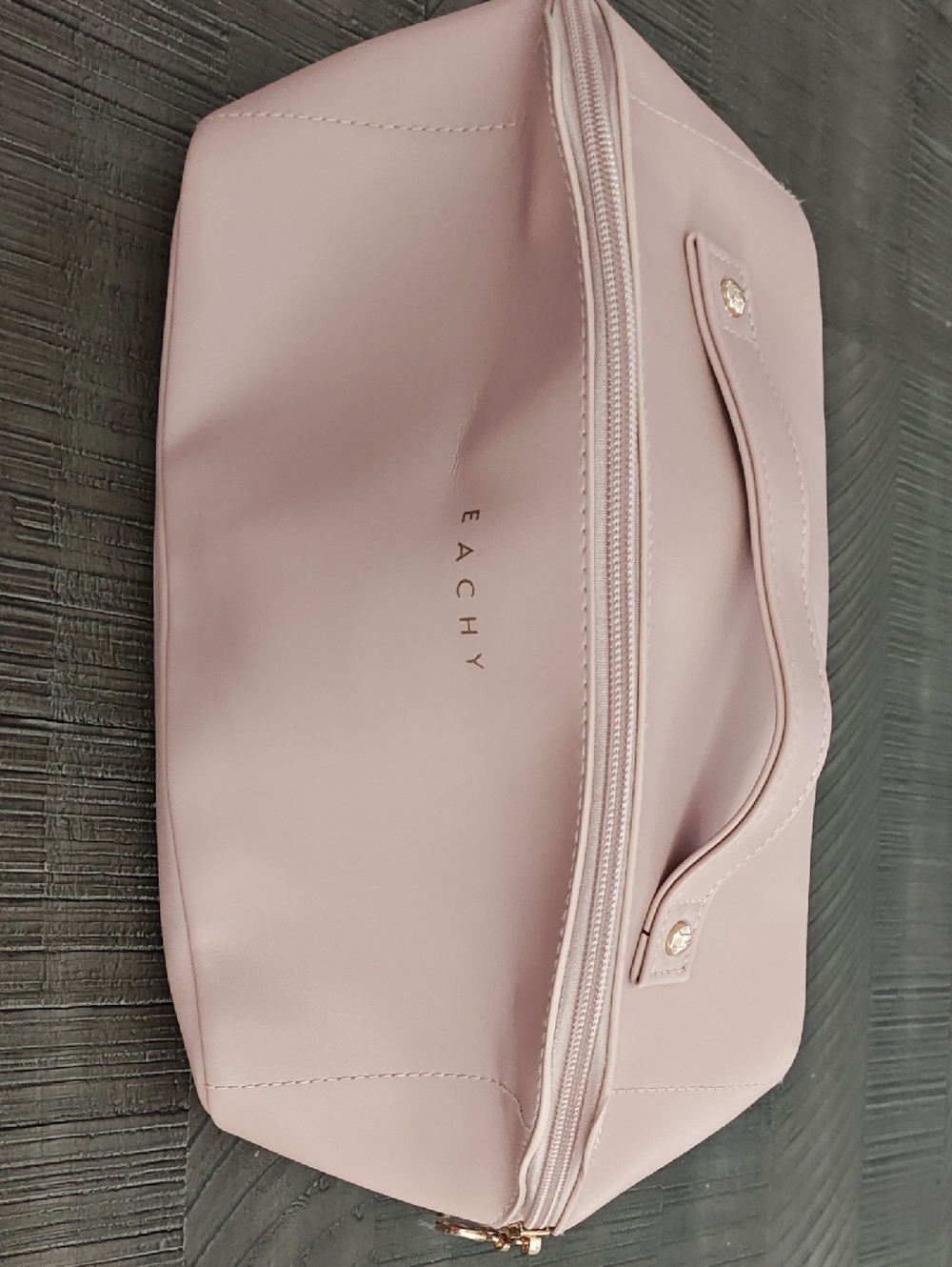 EACHY Blush Pink Travel Cosmetic Case NWOT